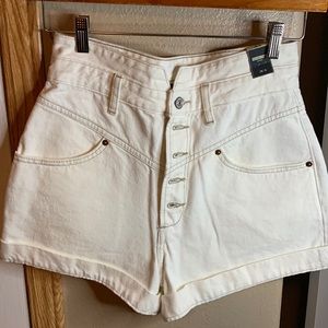 NWT - Abercrombie Denim Shorts, Women’s 28/6 - Off White